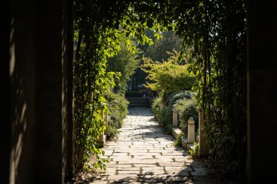 AI-generated travel thumbnail for Abano Terme