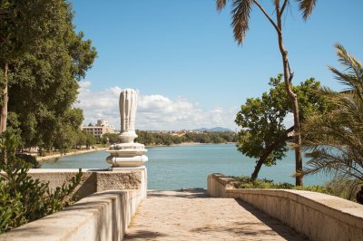 AI-generated travel thumbnail for Abasolo