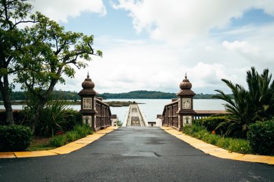 AI-generated travel thumbnail for Abuyog