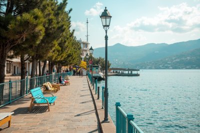 AI-generated travel thumbnail for Agía Galíni