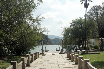 AI-generated travel thumbnail for Agostitlán