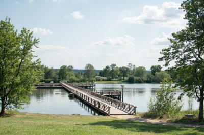AI-generated travel thumbnail for Ainsworth