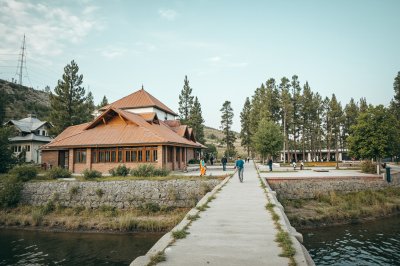 AI-generated travel thumbnail for Aksu-Ayuly