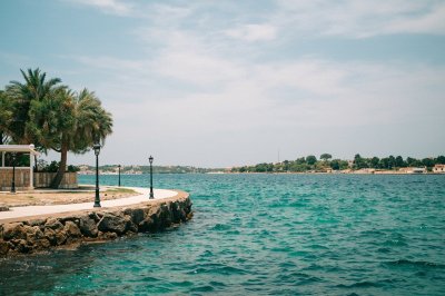 AI-generated travel thumbnail for Ħal Għargħur