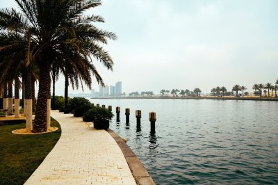 AI-generated travel thumbnail for Al Ḩudaydah
