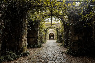 AI-generated travel thumbnail for Aldeanueva de Santa Cruz