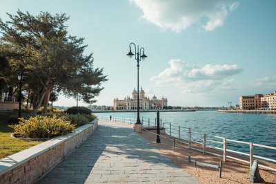 AI-generated travel thumbnail for Alicante/Alacant