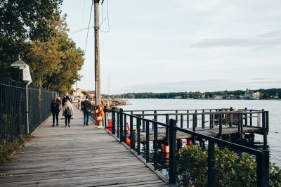 AI-generated travel thumbnail for Alingsås