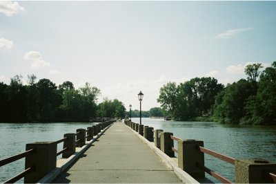 AI-generated travel thumbnail for Allen County