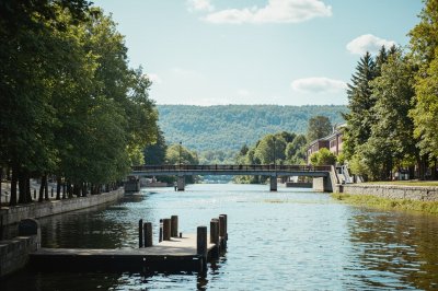 AI-generated travel thumbnail for Altoona