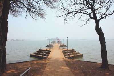 AI-generated travel thumbnail for Amarwara