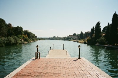 AI-generated travel thumbnail for Amelia