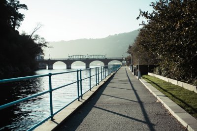 AI-generated travel thumbnail for Amieva