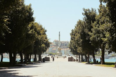 AI-generated travel thumbnail for Amorim