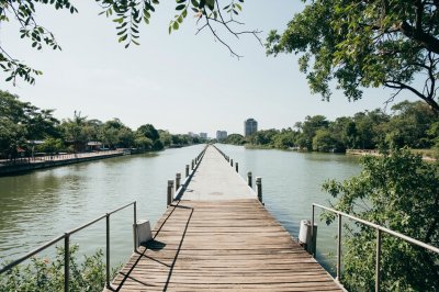 AI-generated travel thumbnail for Amphoe Mueang Nonthaburi
