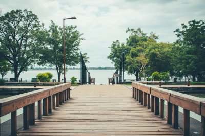 AI-generated travel thumbnail for Amphoe Mueang Samut Prakan