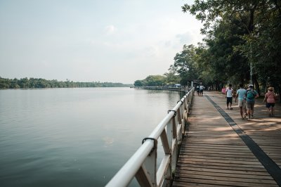AI-generated travel thumbnail for Amphoe Mueang Songkhla