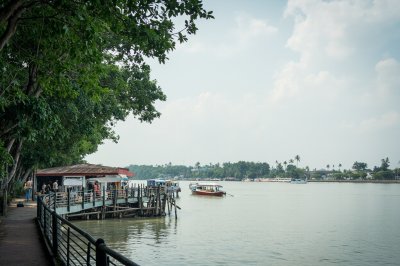 AI-generated travel thumbnail for Amphoe Wang Sai Phun