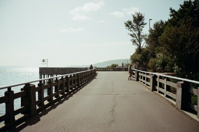 AI-generated travel thumbnail for An Ros