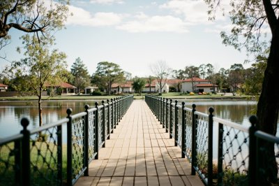 AI-generated travel thumbnail for Angle Park