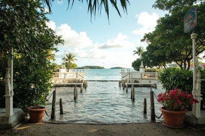 AI-generated travel thumbnail for Anse-à-Veau