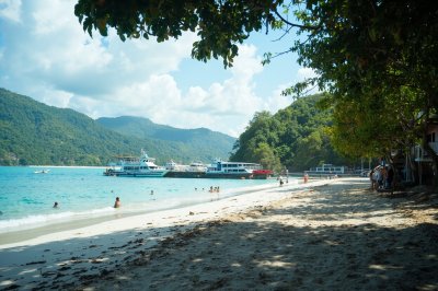 AI-generated travel thumbnail for Anse Boileau