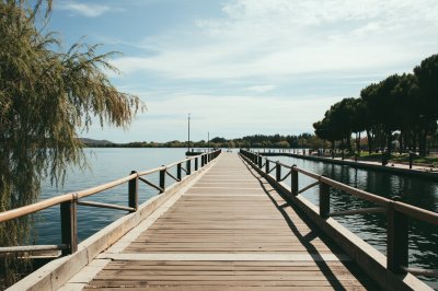 AI-generated travel thumbnail for Aras de los Olmos