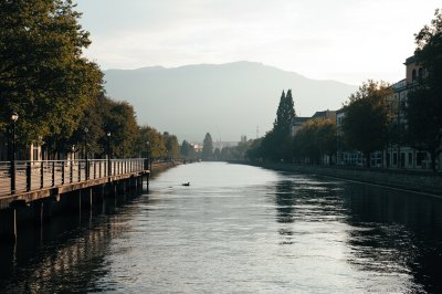 AI-generated travel thumbnail for Ardenno
