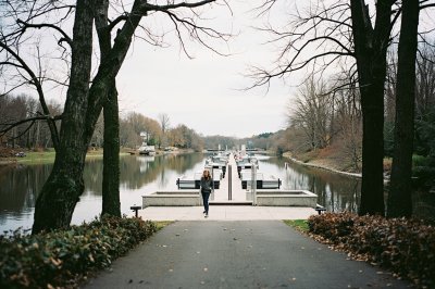 AI-generated travel thumbnail for Ardsley