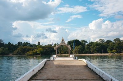 AI-generated travel thumbnail for Arenoso