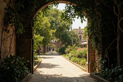 AI-generated travel thumbnail for Atotonilco