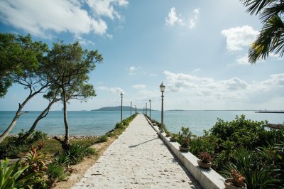 AI-generated travel thumbnail for Aután