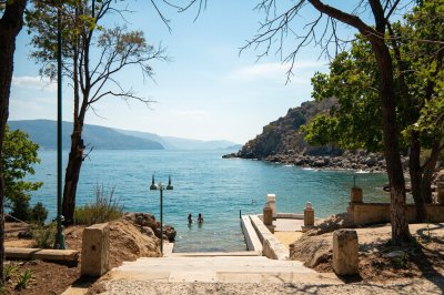 AI-generated travel thumbnail for Aydıncık