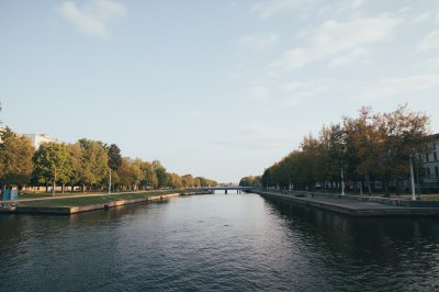 AI-generated travel thumbnail for Azov