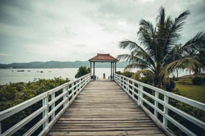 AI-generated travel thumbnail for Bal-os