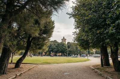 AI-generated travel thumbnail for Balones