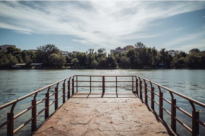 AI-generated travel thumbnail for Balvanera