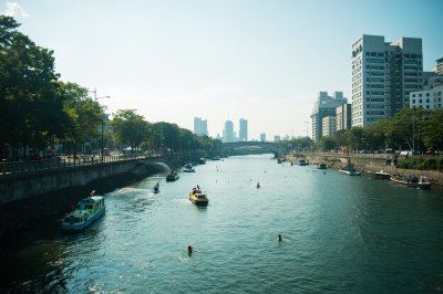 AI-generated travel thumbnail for Banqiao