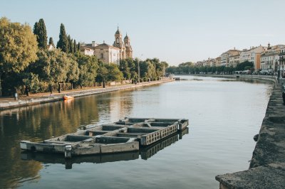 AI-generated travel thumbnail for Bargas