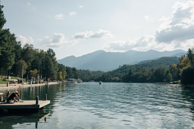 AI-generated travel thumbnail for Bashkia Klos