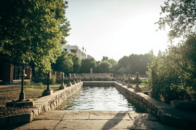 AI-generated travel thumbnail for Bazar Jomeh