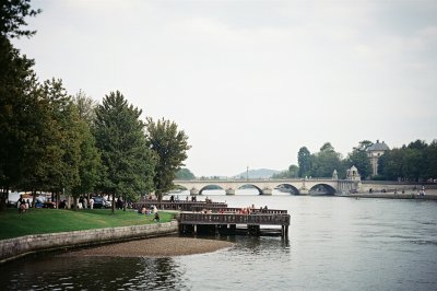 AI-generated travel thumbnail for Beaumont-sur-Oise