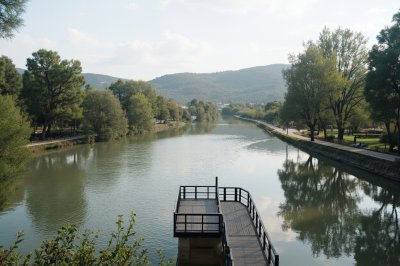 AI-generated travel thumbnail for Becedas