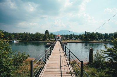 AI-generated travel thumbnail for Berdavan