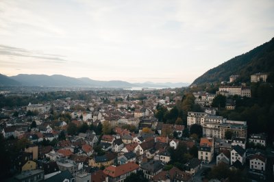 AI-generated travel thumbnail for Bezirk Pfäffikon