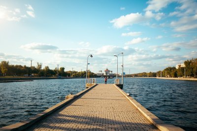 AI-generated travel thumbnail for Bobrov