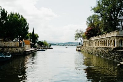 AI-generated travel thumbnail for Bonastre