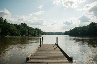 AI-generated travel thumbnail for Bowmansville