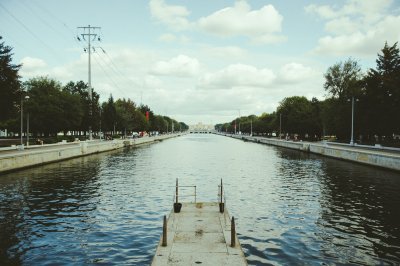 AI-generated travel thumbnail for Brateyevo