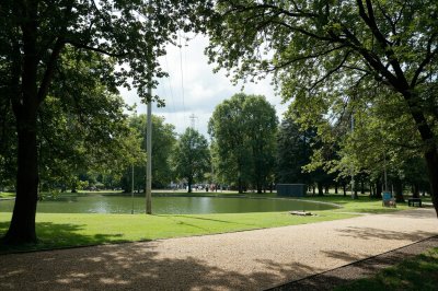AI-generated travel thumbnail for Braud-et-Saint-Louis